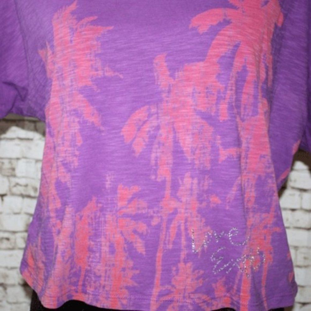 Express Short Sleeve Embellished Palm tree Top - Picture 3 of 5